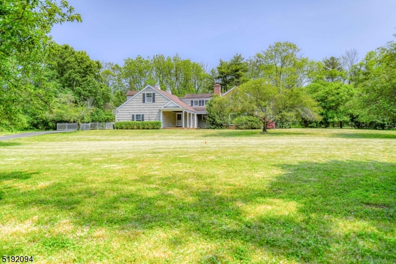 New Vernon - Residential