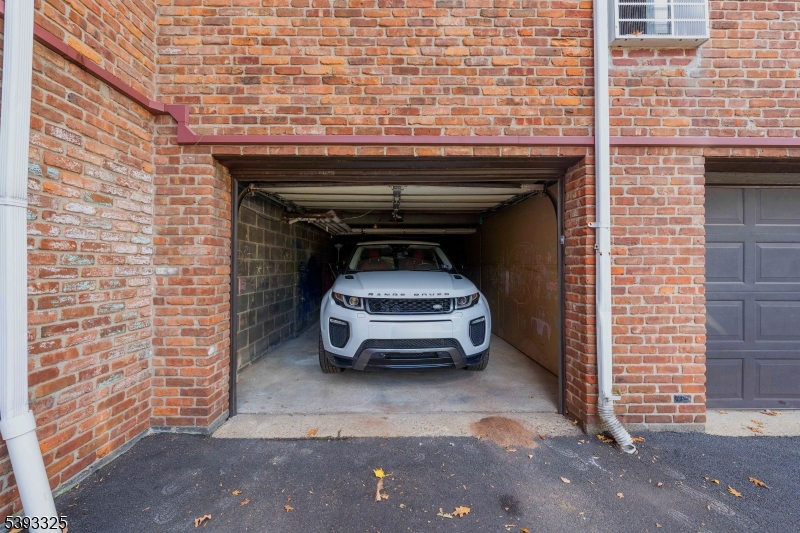 Troy Hills of Springfield - Residential