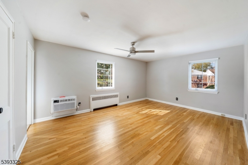 Troy Hills of Springfield - Residential