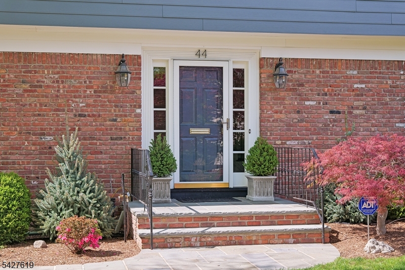 North Summit - Residential