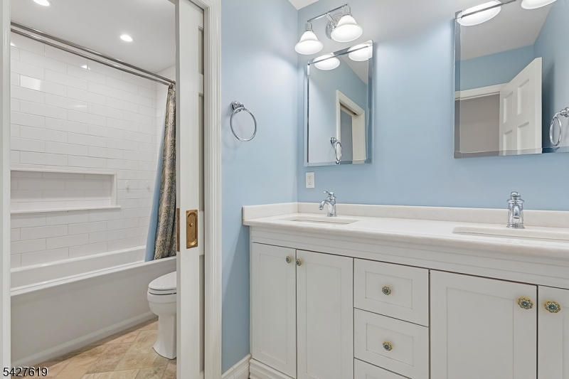 North Summit - Residential