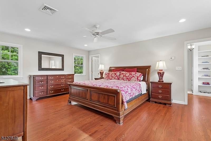 North Summit - Residential