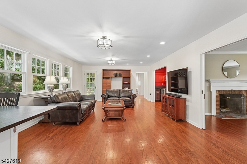 North Summit - Residential