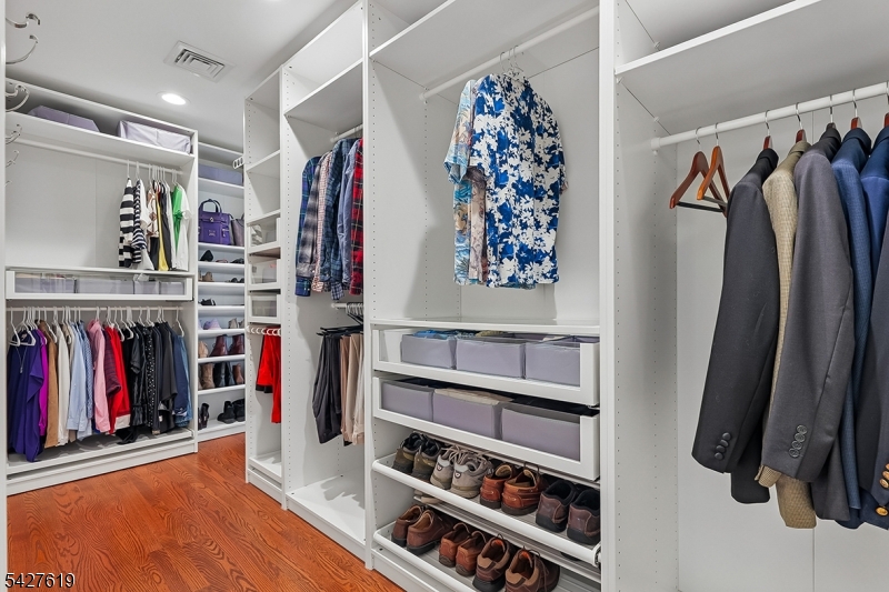 North Summit - Residential