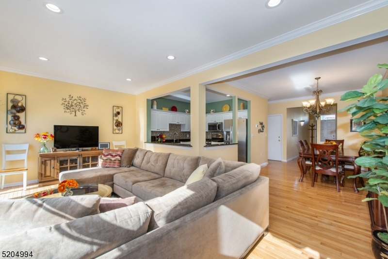 Glenmont Commons - Residential