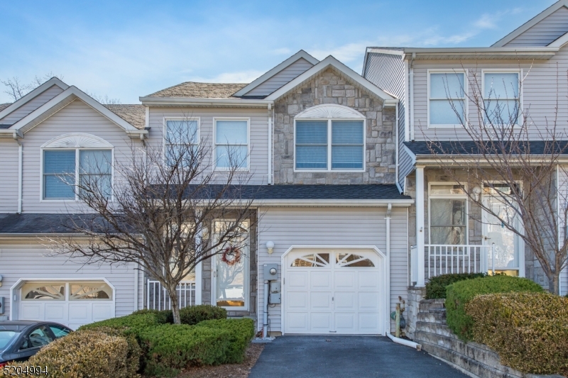 Glenmont Commons - Residential