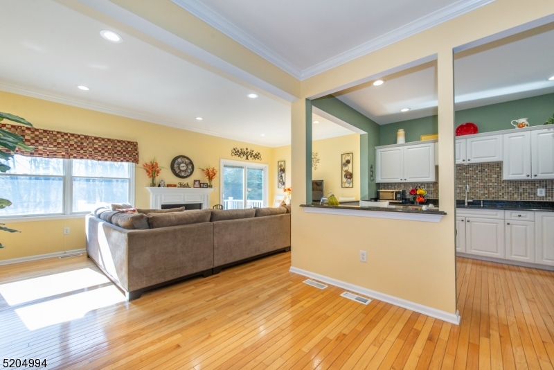 Glenmont Commons - Residential