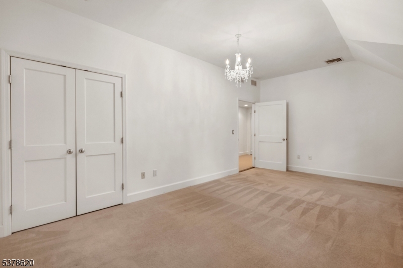 Short Hills - Residential