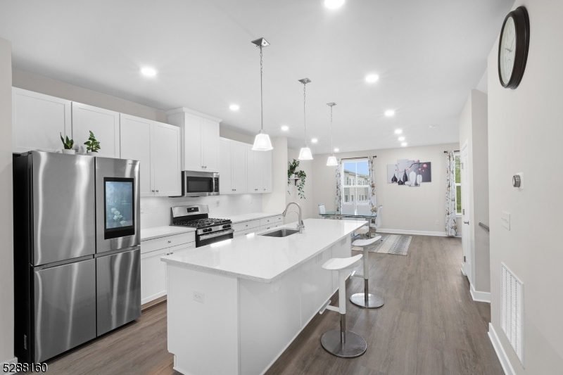 Mountain Ridge Estates - Residential Lease