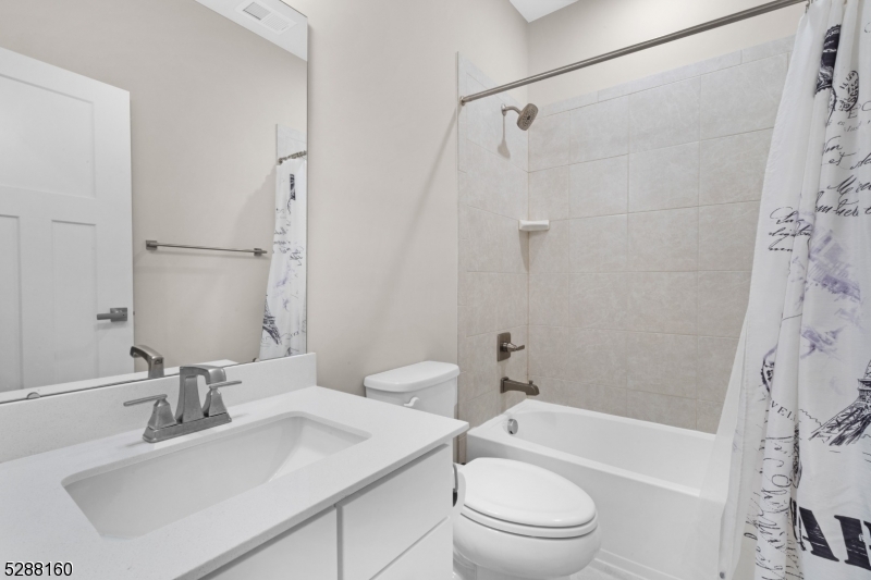 Mountain Ridge Estates - Residential Lease