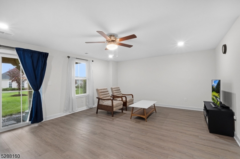 Mountain Ridge Estates - Residential Lease