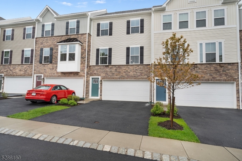 Mountain Ridge Estates - Residential Lease