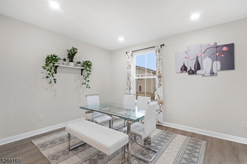 Mountain Ridge Estates - Residential Lease