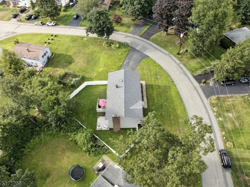 LAKE FOREST - Residential Lease