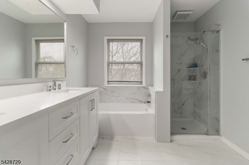 The Pointe at Stoneview - Residential