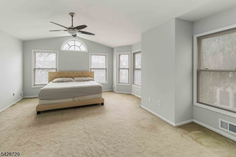 The Pointe at Stoneview - Residential