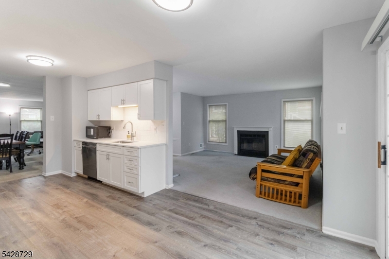 The Pointe at Stoneview - Residential