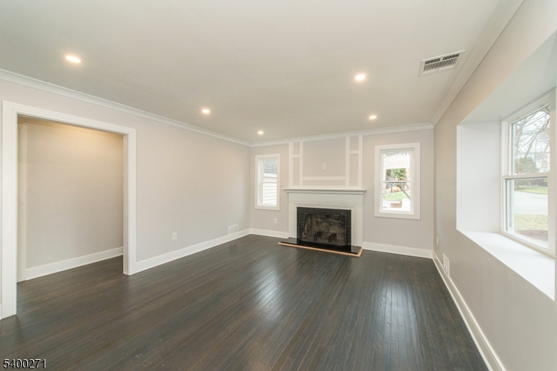 PACKANACK LAKE - Residential