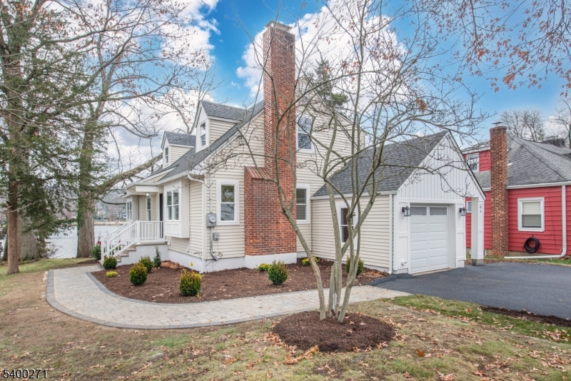 PACKANACK LAKE - Residential