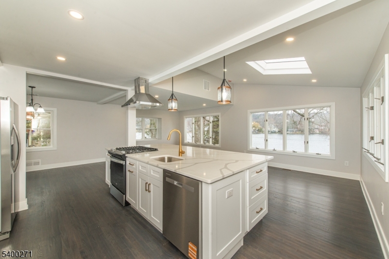 PACKANACK LAKE - Residential