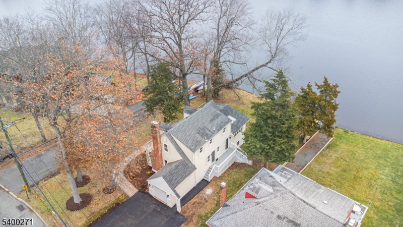 PACKANACK LAKE - Residential