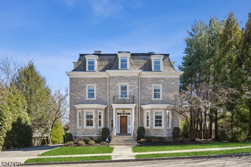 MADISON HILL - Residential