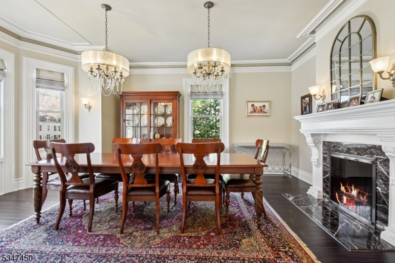 MADISON HILL - Residential