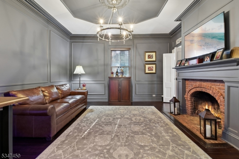 MADISON HILL - Residential