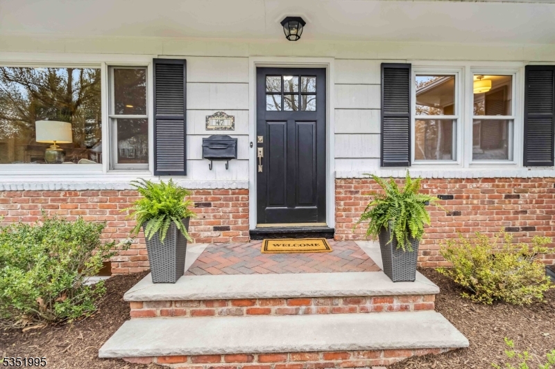 47 Barnsdale Rd