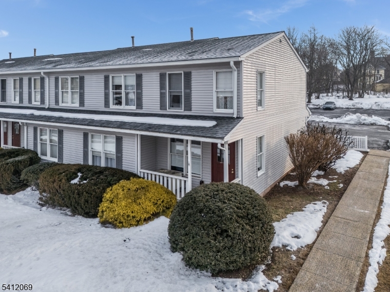 Photo 1 of 37 — 81 Park Ave, Flemington Boro, NJ 08822