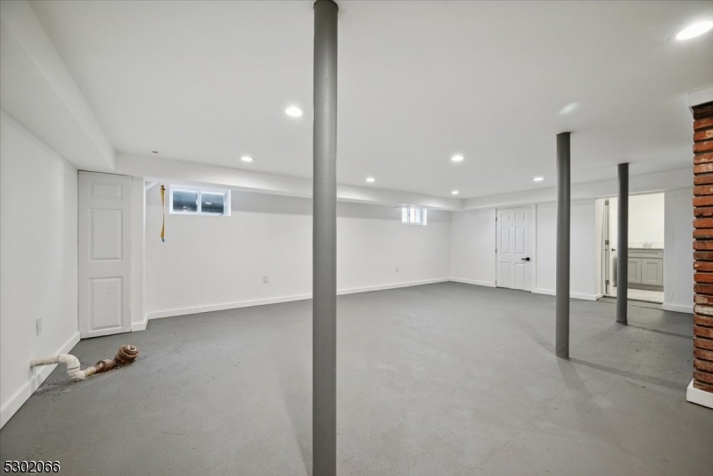 Raritan Boro, New Jersey 08869, United States, ,Commercial,Active,50439