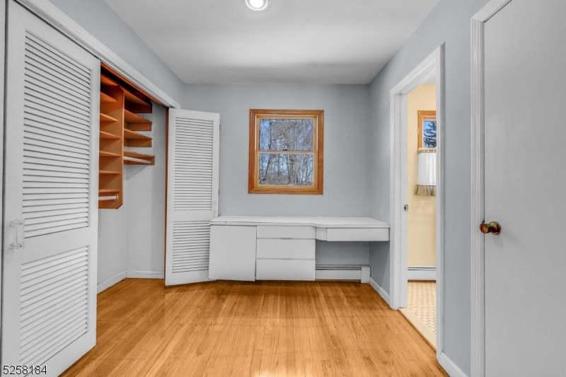 Prides Crossing - Residential