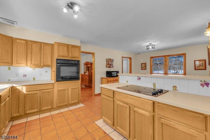 Prides Crossing - Residential