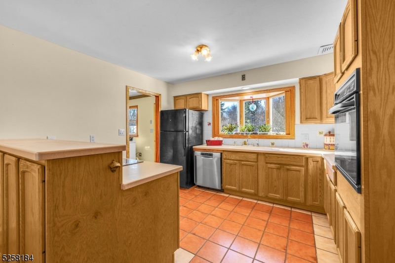 Prides Crossing - Residential