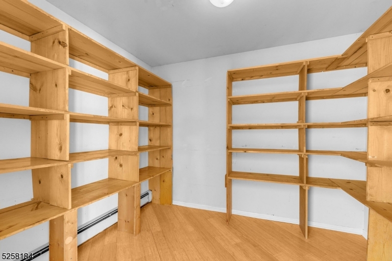 Prides Crossing - Residential