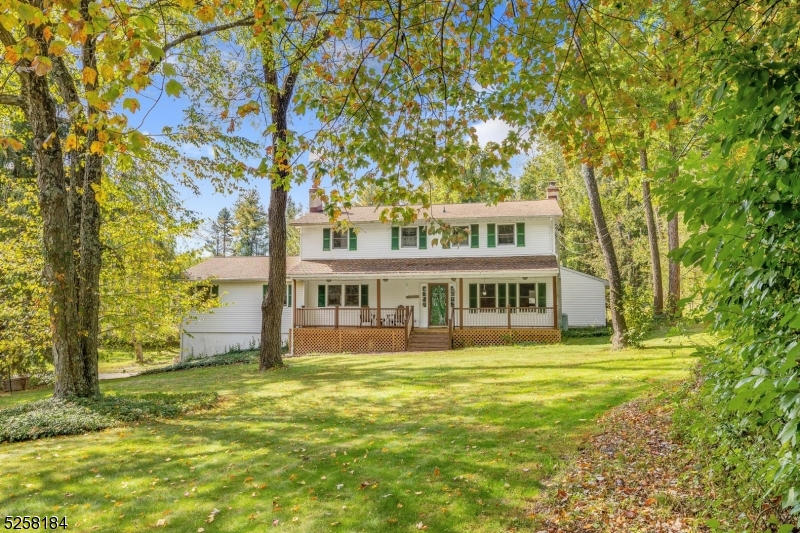 Prides Crossing - Residential