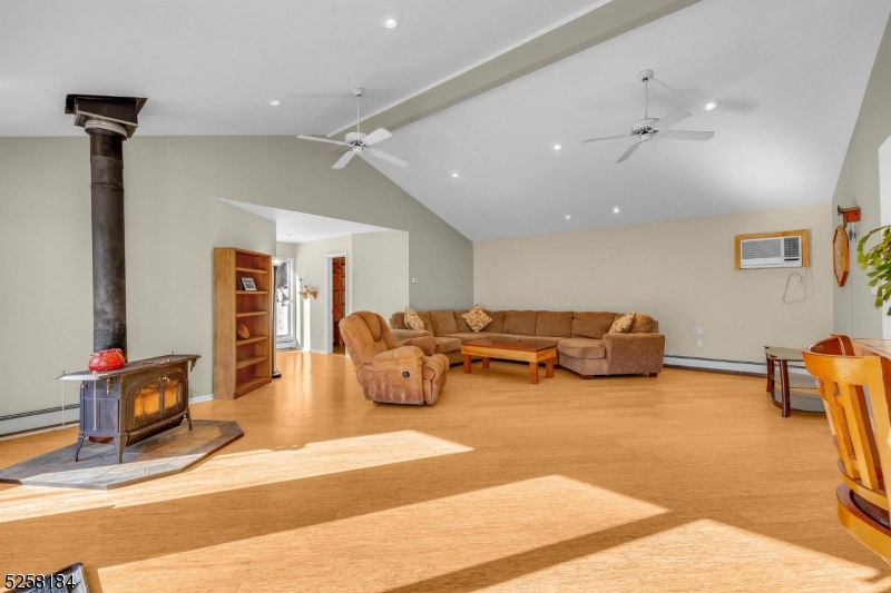 Prides Crossing - Residential