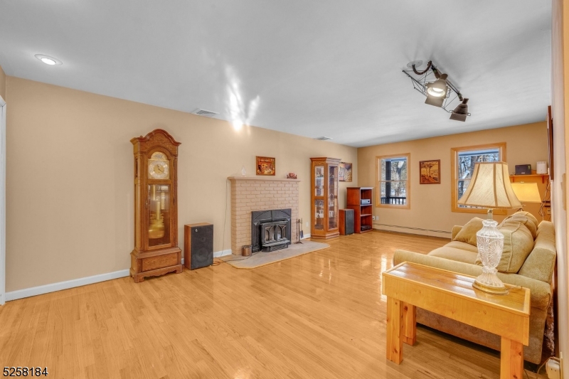 Prides Crossing - Residential