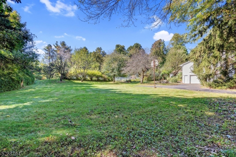 Prides Crossing - Residential