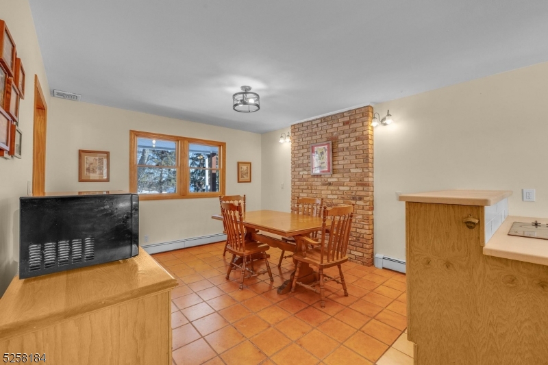 Prides Crossing - Residential