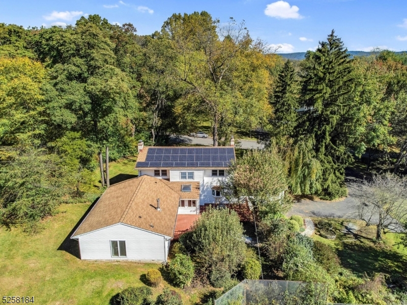 Prides Crossing - Residential