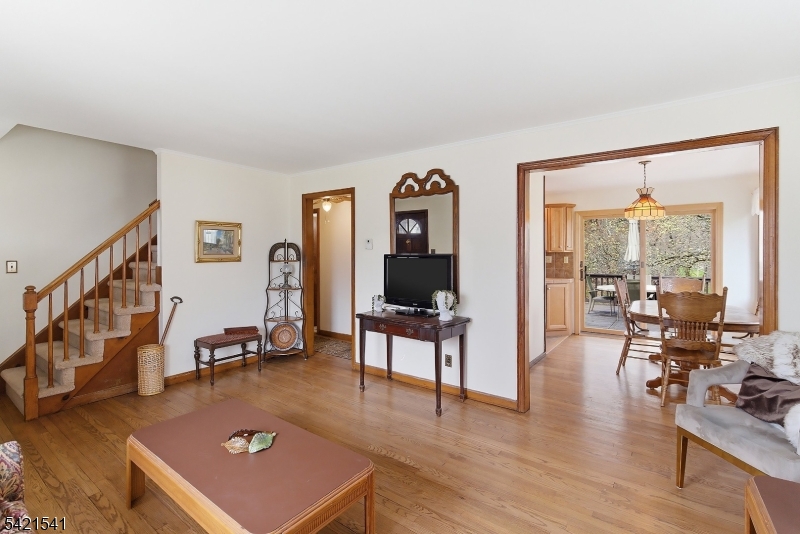 INDIAN VILLAGE - Residential