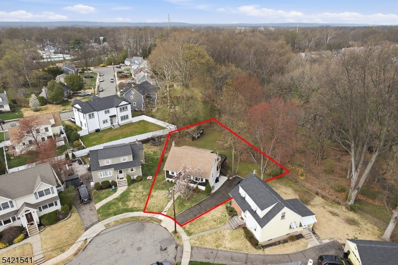 INDIAN VILLAGE - Residential