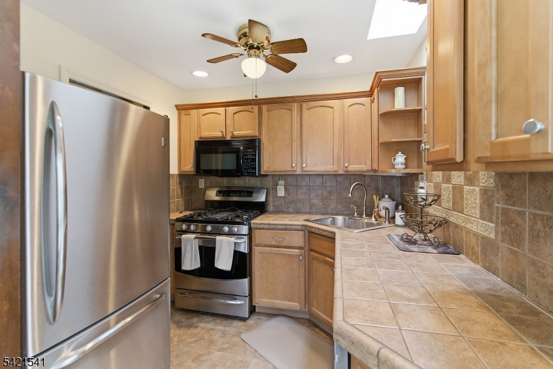 INDIAN VILLAGE - Residential