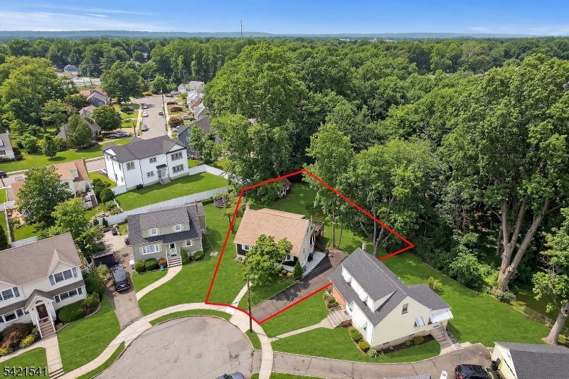 INDIAN VILLAGE - Residential