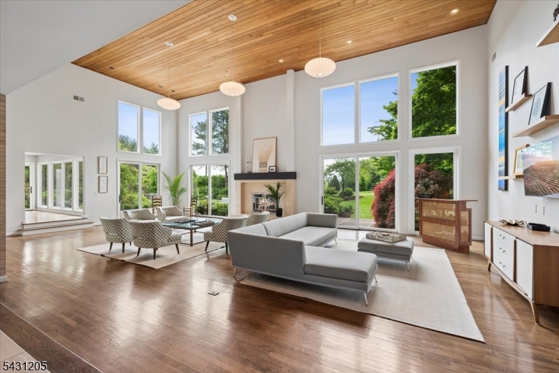 Rolling Hill at Blackberry - Residential