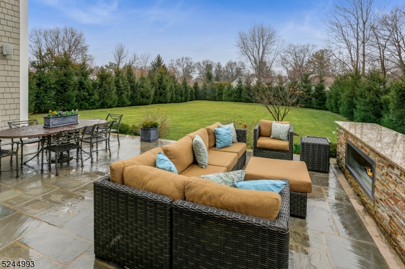 Rolling Hill - Residential