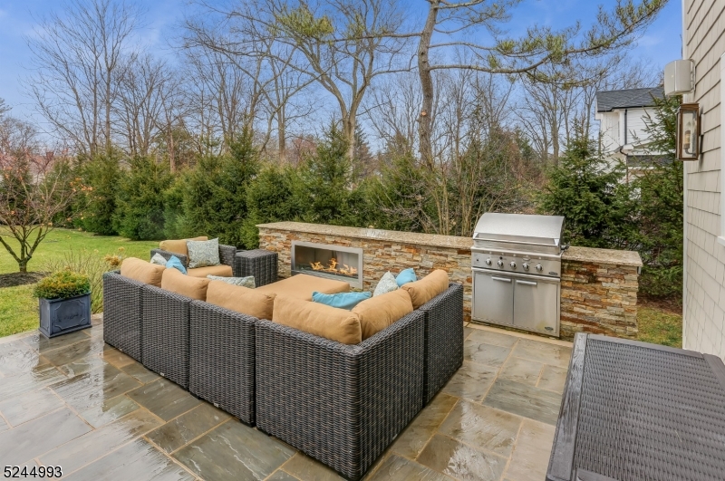 Rolling Hill - Residential