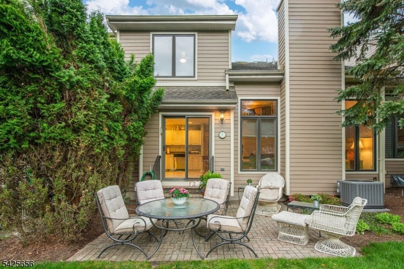 LONGVIEW - Residential