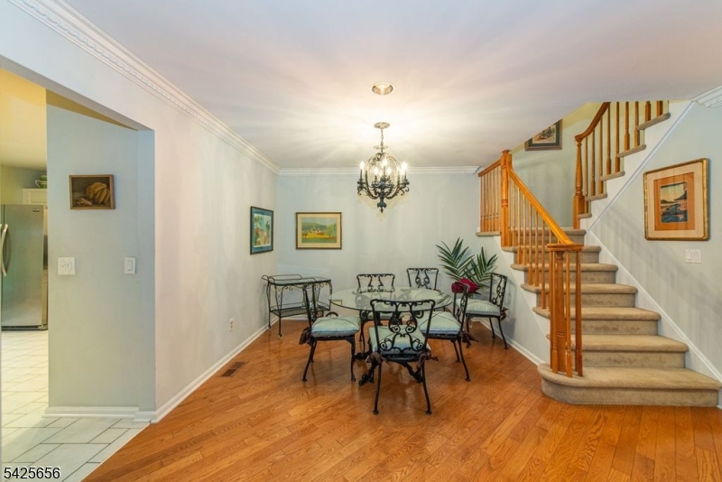 LONGVIEW - Residential